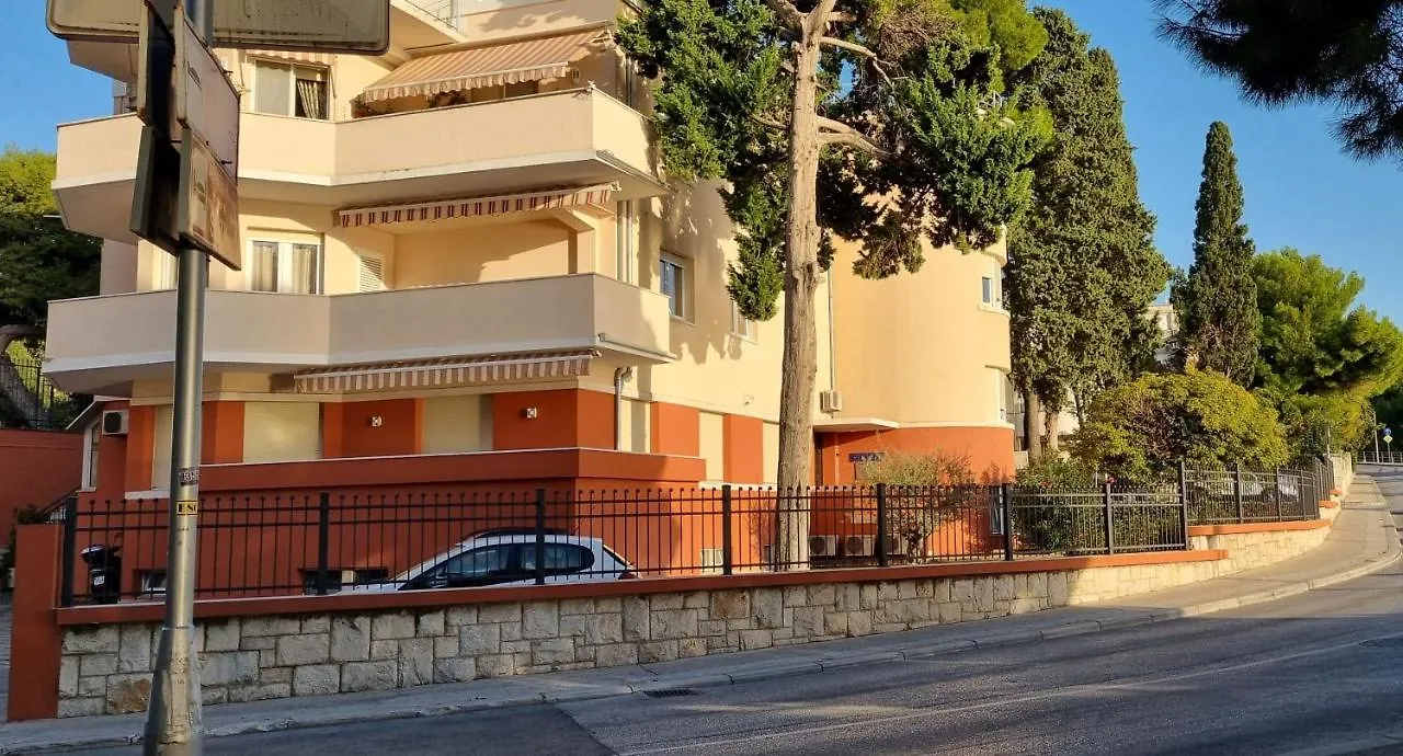 Beach Apartment Suzy&Demi Split Croatia